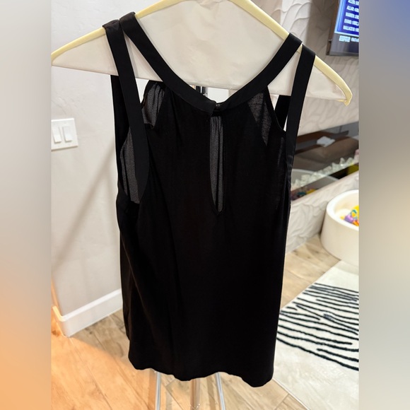 Black Express Top - Picture 2 of 3